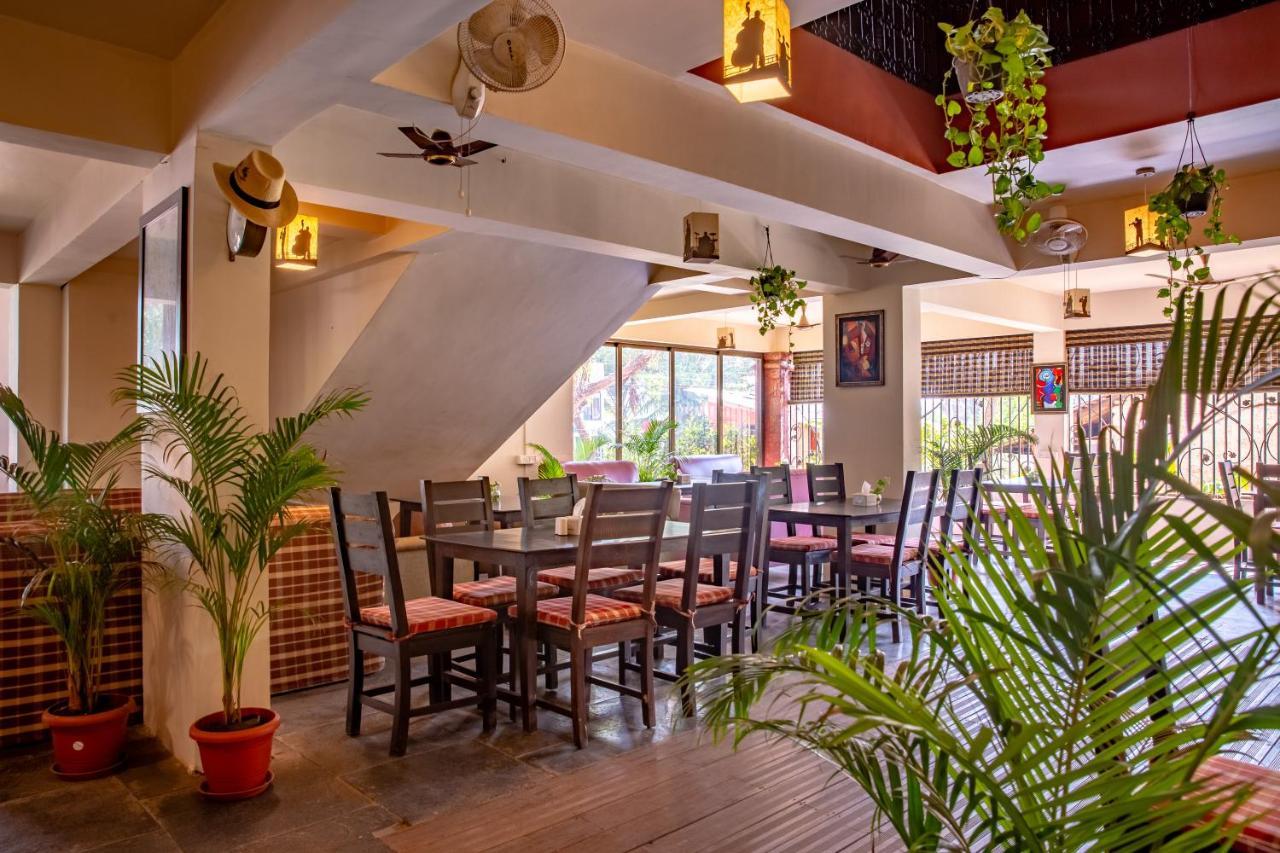 Resort Martins Siesta Arpora Exterior foto