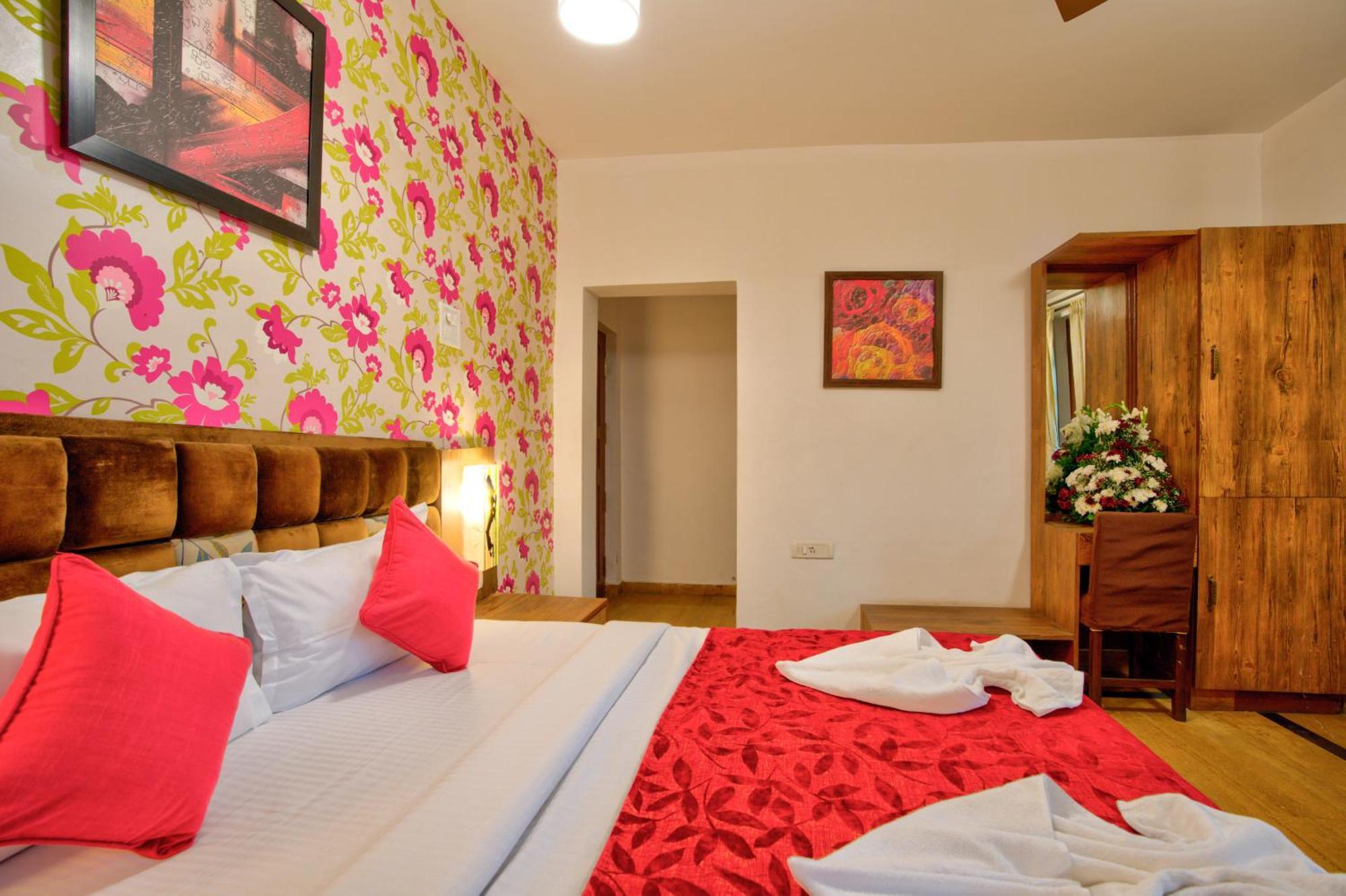 Resort Martins Siesta Arpora Exterior foto